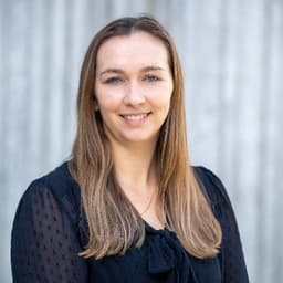Dr. Helen Murray